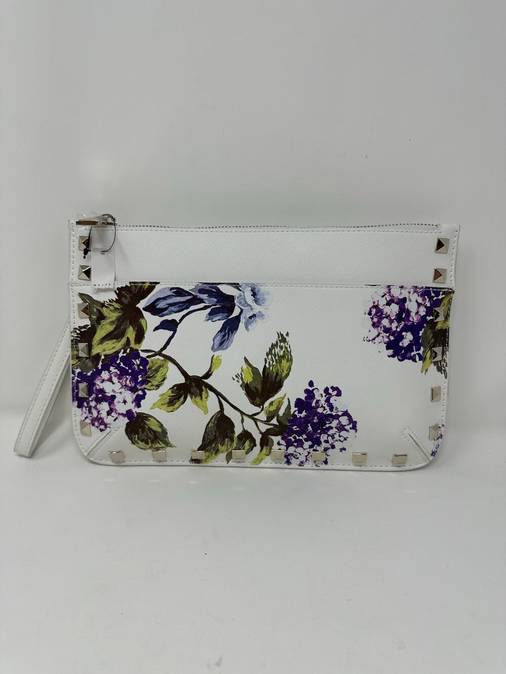 White House Black Market NWT White Purple Hydrangea Stud Wristlet Clutch Purse